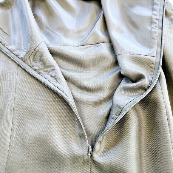 Vintage Talbots 100% Silk Olive Green Sleeveless Pleated Hem Sheath Dress 10 - Picture 10 of 10